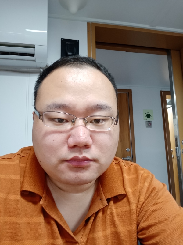 努力爱一次的第一张照片--辽宁残疾人相亲网