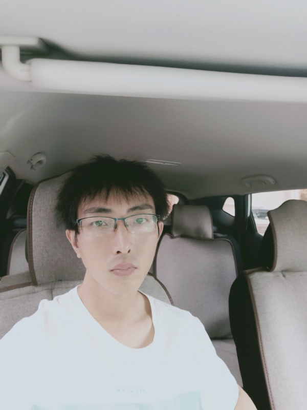 阳光大男孩的第一张照片--辽宁残疾人相亲网