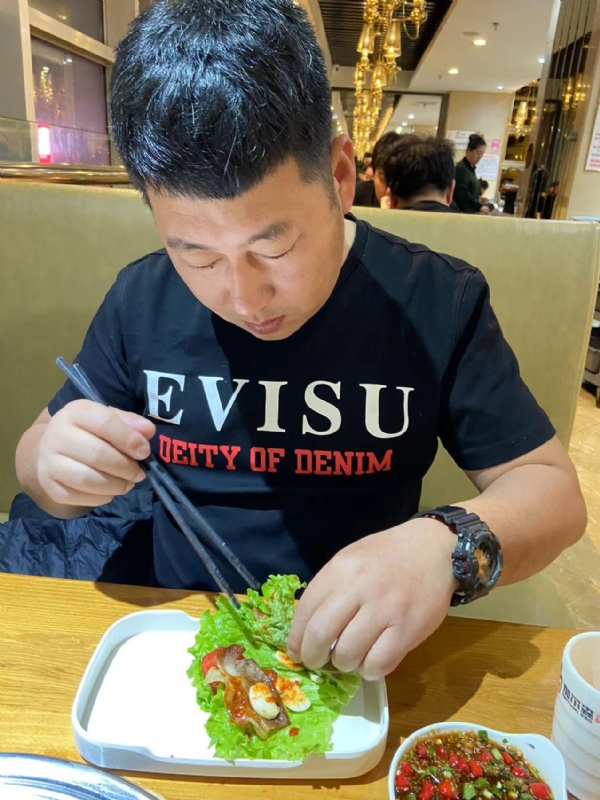 砒霜的第一张照片--辽宁残疾人相亲网